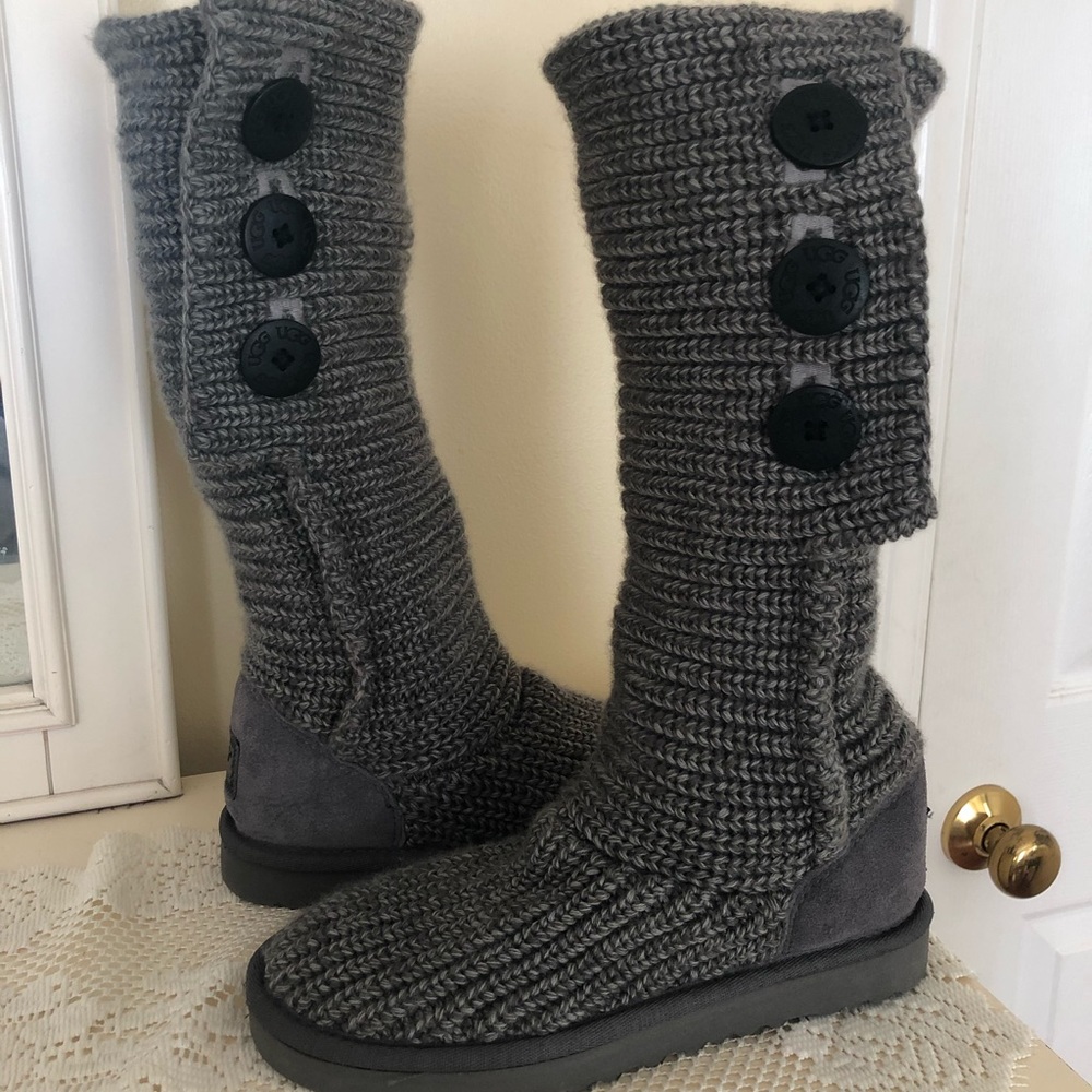 UGG Classic Cardy boot
